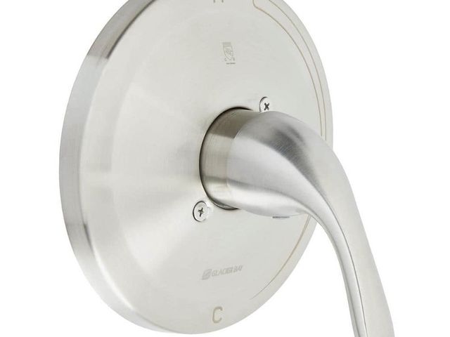 Lot 96-180225 - Glacier Bay 1-Handle Valve Trim Kit in Brushed Nickel (Valve Not Included)
New