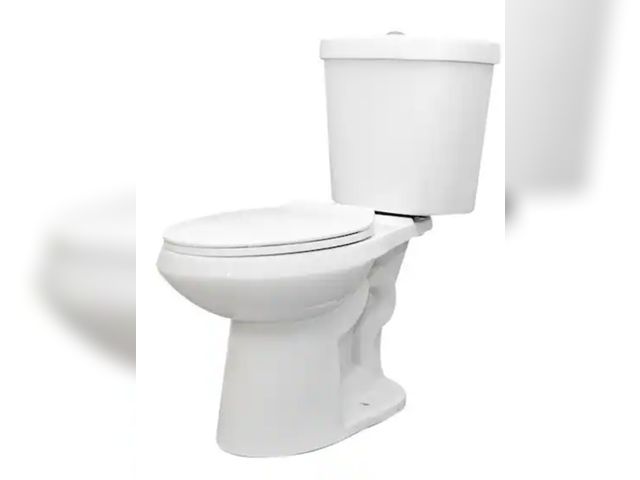 Lot 96-179610 - Glacier Bay
12 inch Rough In Two-Piece 1.1 GPF/1.6 GPF Dual Flush Elongated Toilet in White Seat Inc...