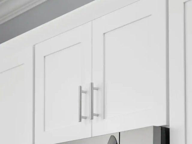 Lot 96-162666 - Hampton Bay
Avondale 30 in. W x 12 in. D x 18 in. H Ready to Assemble Plywood Shaker Wall Bridge Kit...