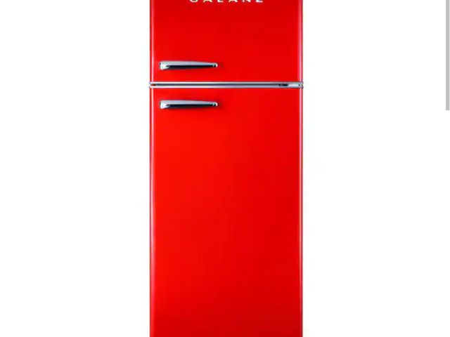 Lot 96-166011 - Galanz 
22 in. 7.6 cu. ft. Retro Top Freezer Refrigerator, Hot Rod Red, Energy Star New MSRP $399