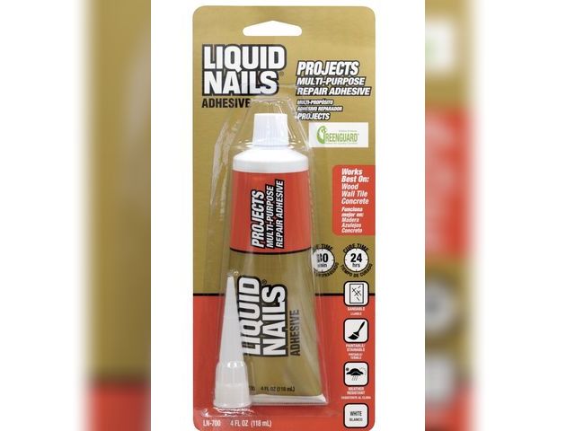 Lot 96-182376 - Liquid Nails 4 oz. White Latex Glue for Small Projects and Repairs

New