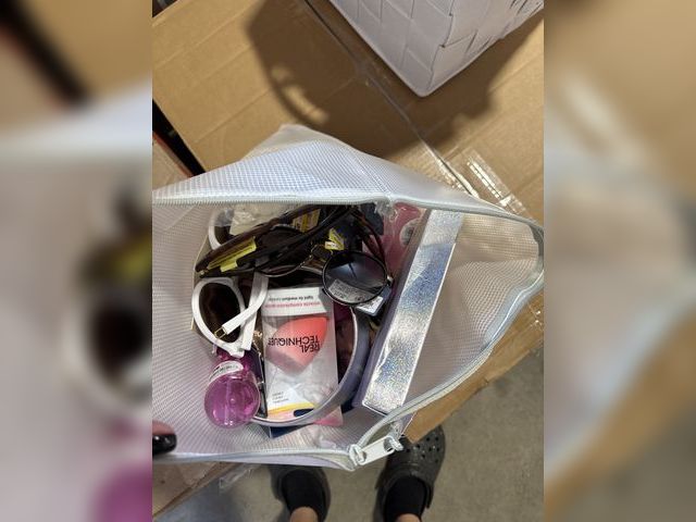 Lot 96-167247 - Bag of Miscellaneous Target Items
