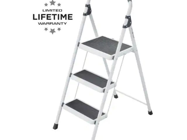 Lot 96-181925 - Gorilla Ladders
3-Step Steel Lightweight Step Stool Ladder 225 lbs. Load Capacity Type II Duty Ratin...