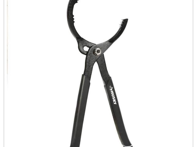 Lot 96-165485 - Husky 12 in. PVC Pliers New