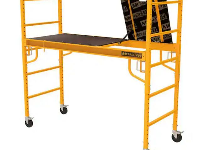 Lot 96-173809 - MetalTech
Safeclimb 6 ft. Baker Scaffold with Platform and Included Trap Door, 1250 lbs. Load Capaci...