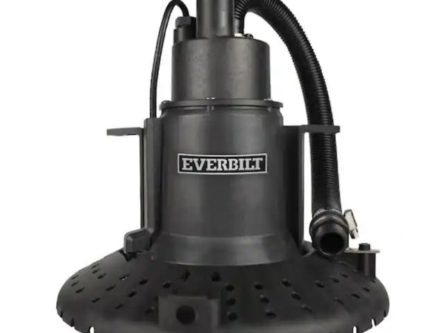 Lot 96-209793 - Everbilt
1/4 hp Submersible Pool Cover Pump
Open box 
Appears used Untested 
Msrp$209.00