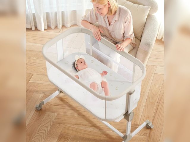 Lot 96-172717 - Fodoss Baby Bassinet Bedside Sleeper, Beige 
Msrp $99.99
