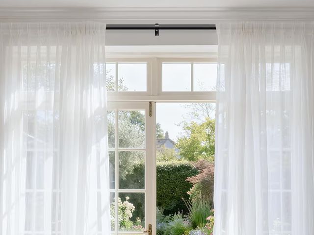 Lot 96-227653 - Curtain Rod 36-120 Inch, Black Wrap Around Blackout Curtain Rods for Windows, 1 Inch Adjustable Long...