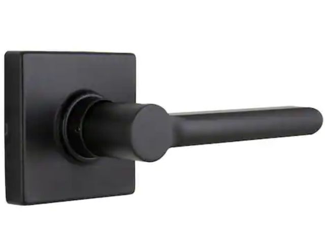 Lot 96-166929 - Defiant
Tonebridge Matte Black Hall/Closet Door Lever with Square Rose

New
