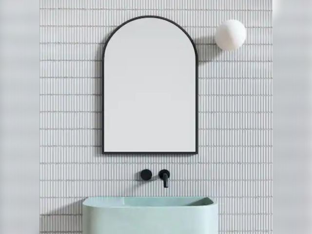 Lot 96-227019 - Glass Warehouse 20 in. W x 30 in. H Framed Arched Bathroom Vanity Mirror  edge is more of a silver c...