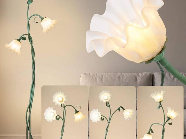 Lot 96-164404 - Decorative LED Floor Lamp - Retirement Gift for Woman, 3 Color Temperatures Flower Tall Standing Lam...