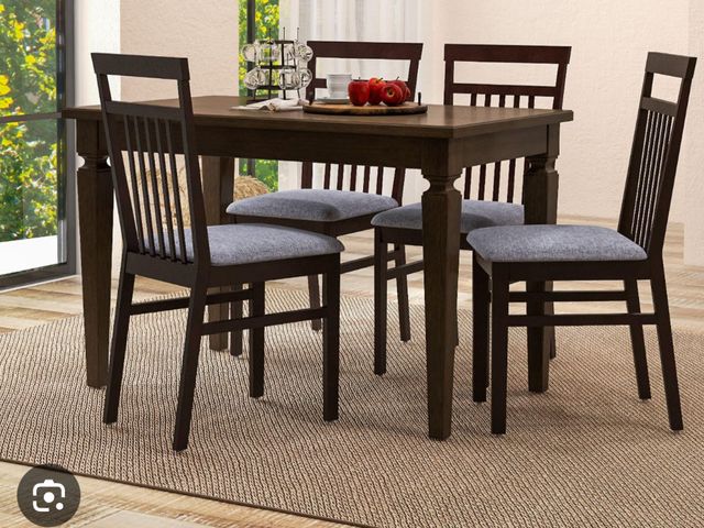 Lot 96-192540 - Giantex Wood Dining Room Chairs with Padded Seats 
Open box 
Appears Unused