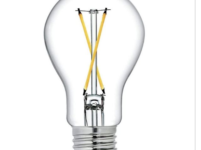 Lot 96-214164 - GE
40 Watt Replacement, A19 A-Style General Purpose Light bulb Daylight, 5000K LED (4
Pack)
New