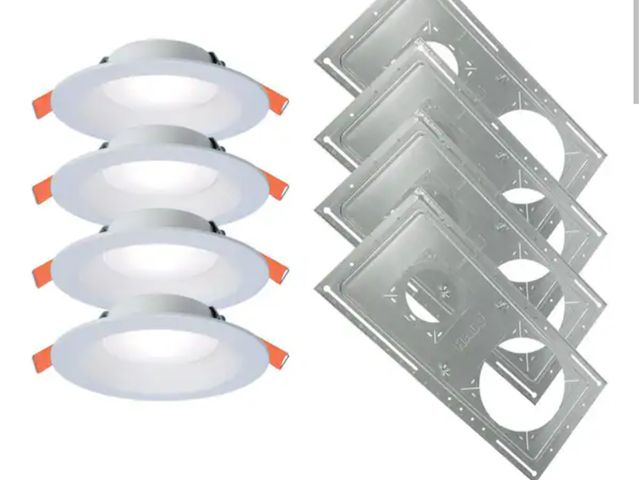 Lot 96-192177 - HALO
6 in. Selectable CCT Regressed Canless Integrated LED Downlight with New Construction Smashplat...