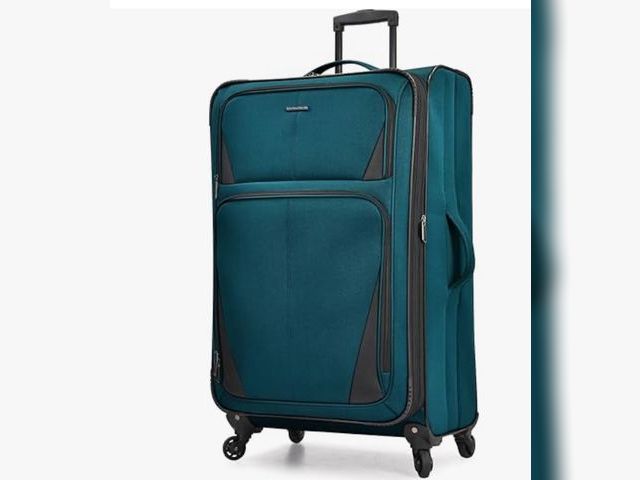 Lot 96-179523 - U.S. Traveler Aviron Bay Expandable Softside Luggage with Spinner Wheels, Teal, 30-Inch, US08125E31
...