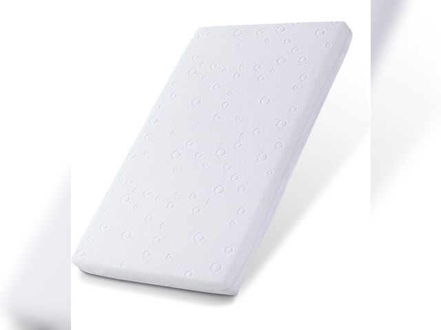 Lot 96-165864 - Baby Bassinet Mattress Pad, 36.5" x 25" x 2" Dual Sided Gel Memory Foam Mattress with Breathable Rem...