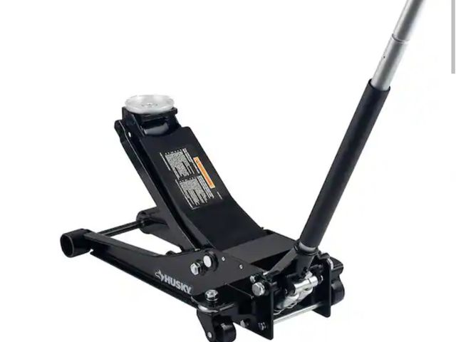 Lot 96-173615 - Husky 
3-Ton Low Profile Floor Jack with Quick Lift used untested
