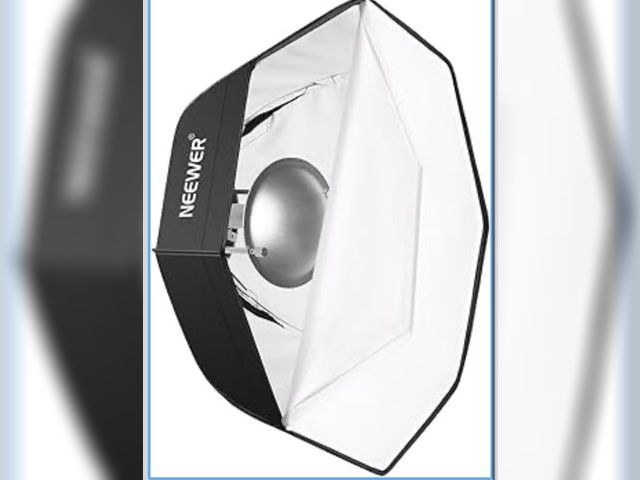 Lot 96-180528 - Neewer 60 cm Octagonal Softbox and Beauty Dish Photo Studio Combination with Bowens Speedring for Bo...