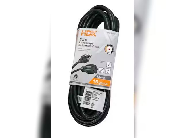 Lot 96-175520 - HDX 15 ft. 16/3 Indoor/Outdoor Landscape Extension Cord, Green
New