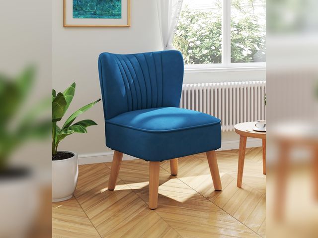 Lot 96-198203 - KOMFOTT Velvet Accent Chair, Modern Armless Sofa Chair with Solid Rubber Wood Legs, Wingback Leisure...