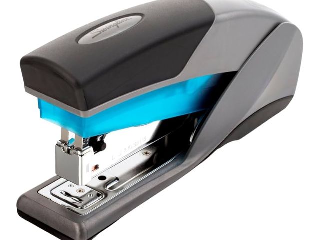 Lot 96-157592 - Swingline Stapler, 25 Sheet Capacity, Optima 25, Jam Free, Reduced Effort, Soft Grip, Blue and Gray
...