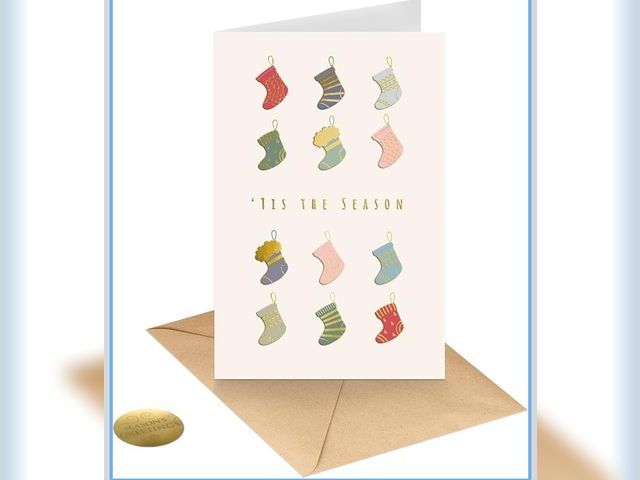 Lot 96-194681 - Approx. 49 boxes of easykart labels 16 Christmas Greeting Cards with Gold Foiling &amp; Embossing wi...