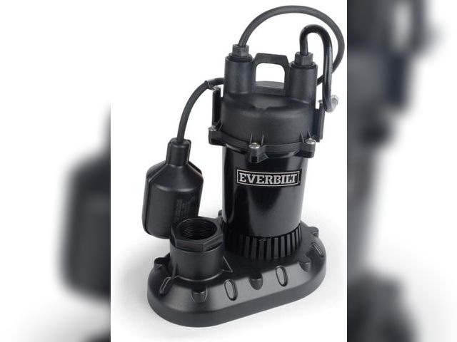 Lot 96-179714 - Everbilt 1/4 HP Aluminum Sump Pump with Tethered Switch
used untested