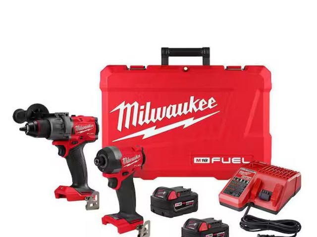 Lot 96-184228 - Milwaukee
M18 FUEL 18V Lithium-Ion Brushless Cordless Hammer Drill and Impact Driver Combo Kit (2-To...