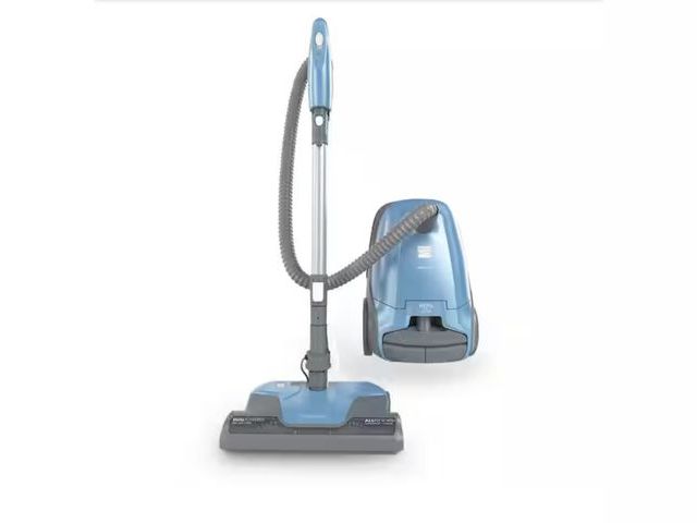 Lot 96-172914 - 200 Series Bagged Canister Vacuum Cleaner
Used untested 
MSRP $219.00