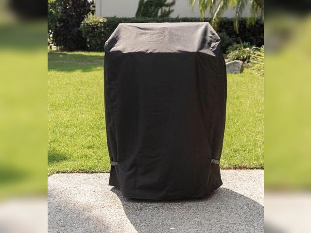 Lot 96-222449 - Universal Premium Gas Grill Cover for Small Spaces

Appears unused