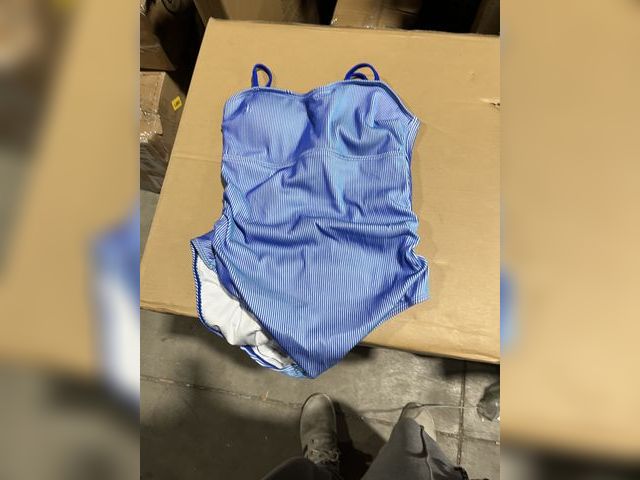 Lot 96-177775 - Viottiset Women's Ruched Drawstring One Piece Swimsuit Tummy Control High Cut 2025 Bathing Suit Size...