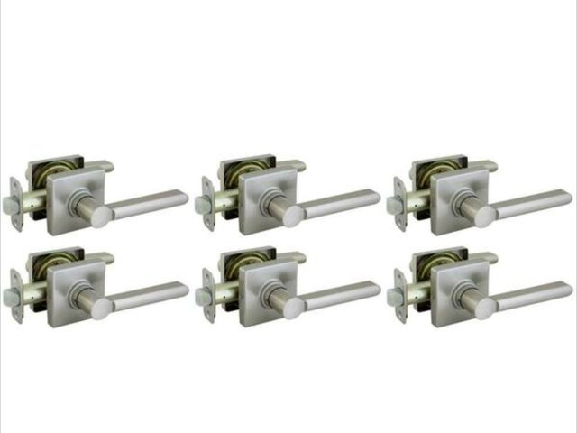 Lot 96-199008 - Defiant Tonebridge Satin Nickel Hall/Closet Passage Door Handle with Square Contractor Pack (6-Piece...