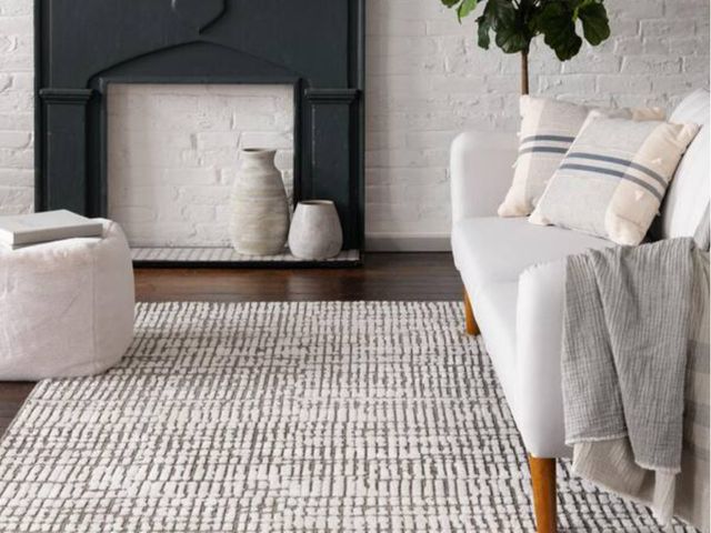 Lot 96-166848 - Colton Ivory/Gray 5 ft. x 7 ft. Area Rug New