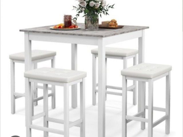 Lot 96-184976 - Costway 5 PCS Bar Table Set Square Dining Table &amp; 4 PVC Leather Upholstered Bar Stools White
New...