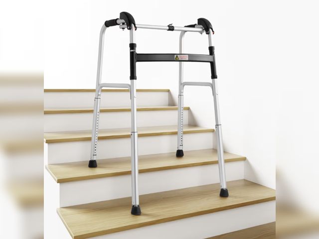 Lot 96-180194 - Foldable Stair Climbing Walker for Seniors, Adjustable 4-Leg Height Safety and Convenience Silver
Ne...