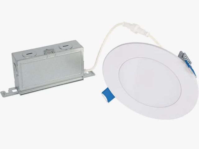 Lot 96-227777 - Halo LED Downlight 4-inch five color selectable slim canless New