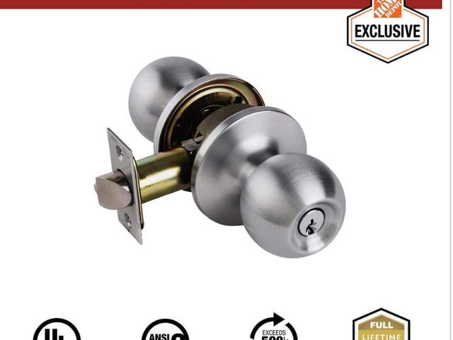 Lot 96-179450 - Universal Hardware Light Duty Commercial Entry Knob, UL 3-Hour Fire ANSI  Grade 2, Satin Chrome Fini...