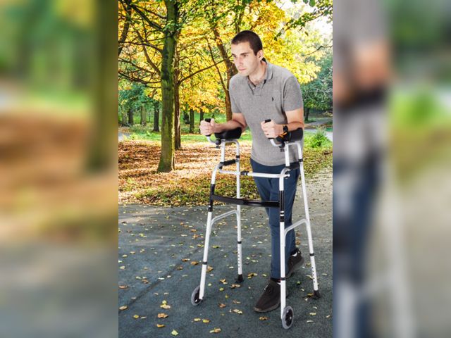 Lot 96-232410 - Foldable Lightweight Aluminum Rehabilitation Walker Senior Adult Standing Frame New