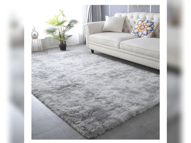 Lot 96-190448 - CAIYUECS Shag Area Rug,Indoor Ultra Soft Plush Rugs for Bedroom Living Room, Non-Skid Modern Nursery...