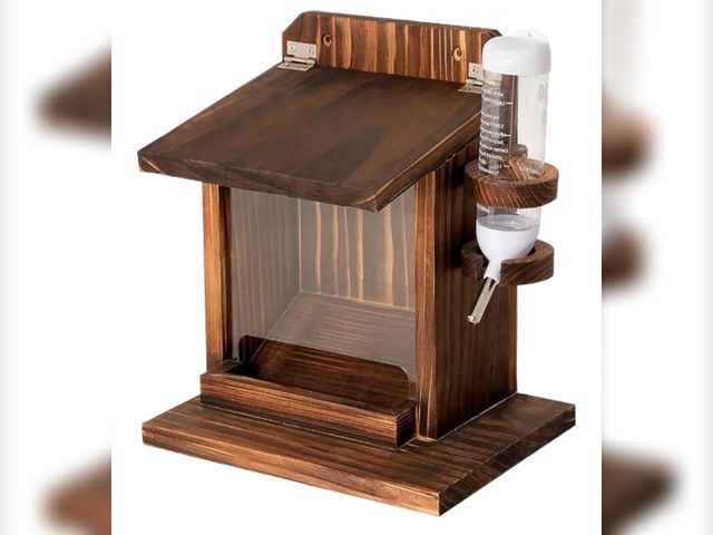 Lot 96-175991 - Squirrel Houses - 9.84 Inches Wooden Chipmunk Feeder Station for Garden Tree Balcony, Wildlife Shelt...