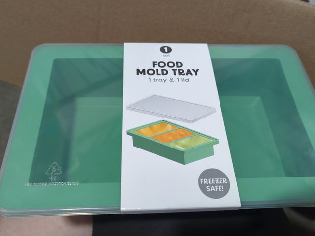 Lot 96-157250 - Food Mold Tray Silicone New