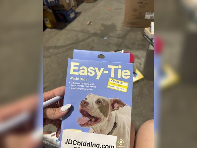 Lot 96-164679 - Up&amp;up-Easy Tie Doggy Waste Bags-100ct
New