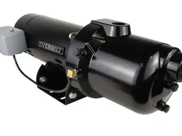 Lot 96-174971 - Everbilt
1/2 HP Plastic Shallow Well Jet Pump
Open Box 
Appears Lightly Used Untested 
Msrp $389.00