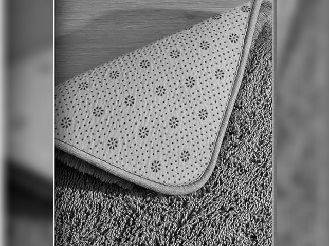 Lot 96-170419 - Area Rugs for Living Room Shag Bedroom Grey Nursery Rug for Boy and Girls Room Dorm
Used