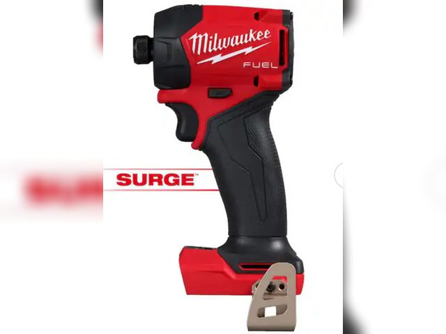 Lot 96-191865 - Milwaukee
M18 FUEL SURGE 18V Lithium-Ion Brushless Cordless 1/4 in. Hex Impact Driver
Comes with pad...