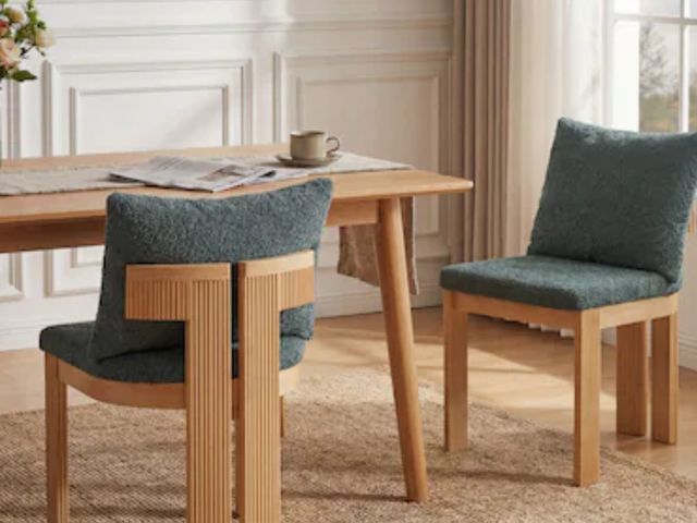Lot 96-232440 - ModernLuxe Assembly Required Indoor Boucle Dining Chair Set of 2 Rubber Wood Frame Plush Green Boucl...