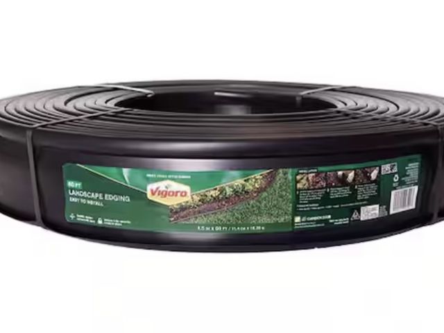 Lot 96-212317 - Vigoro
60 ft. x 0.5 in. x 4.5 in. Black Plastic Dig-In Landscape Edging
New