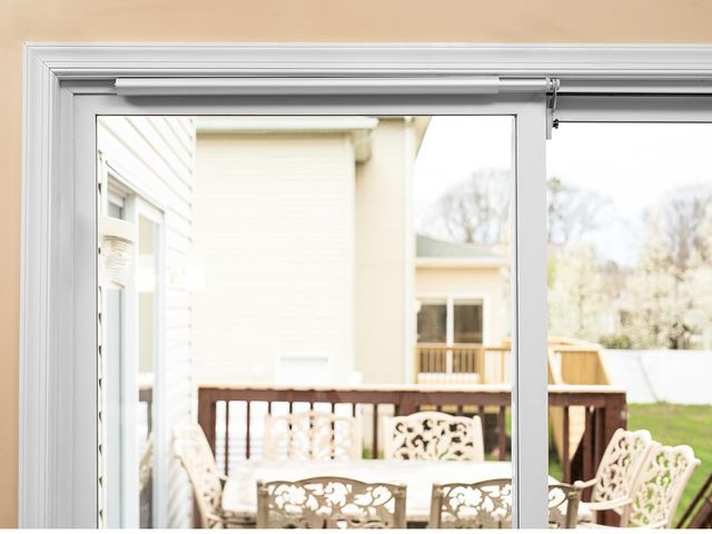 Lot 96-173872 - Slideback- Self Closing Sliding Patio Door Closer (Heavy Duty) for 5-6 ft Doors New