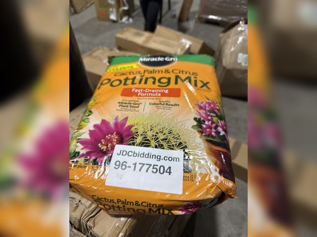 Lot 96-177504 - Miracle-Gro Cactus, Palm and Citrus Potting Mix, For Indoor or Outdoor Potted Plants, Great for Succ...