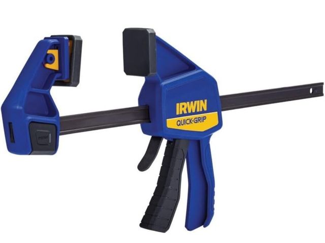 Lot 96-178023 - IRWINQUICK-GRIPOne-Handed Bar Clamp, Medium-Duty, 12", New